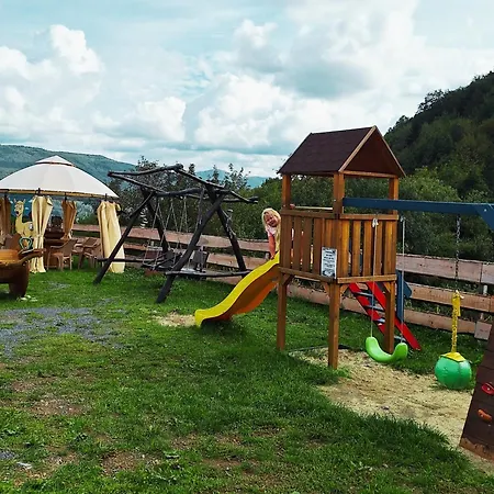 Na Detskej Zazitkovej Farme Fajnovo Apartmán *