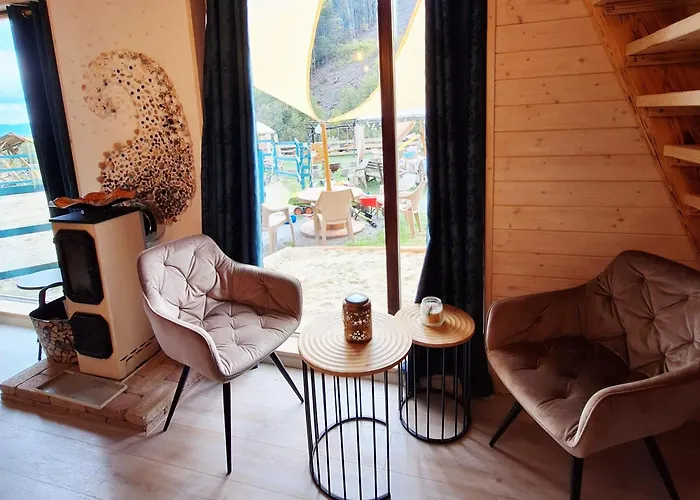 Na Detskej Zazitkovej Farme Fajnovo 아파트