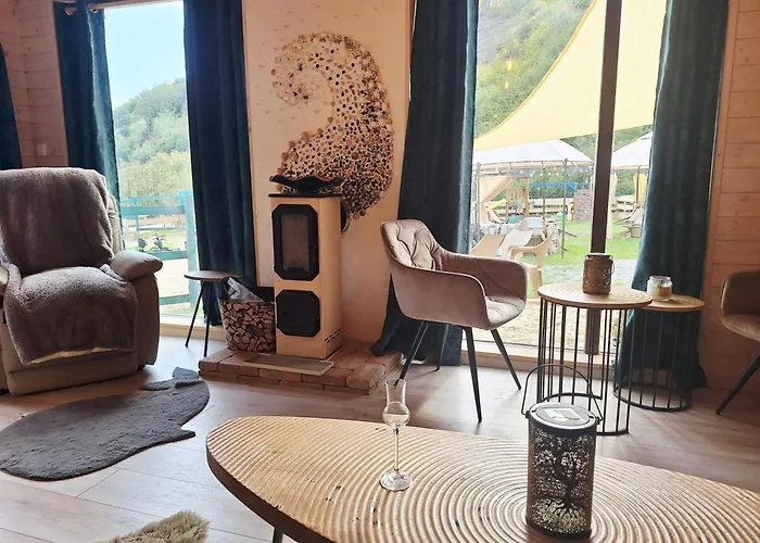 아파트 Na Detskej Zazitkovej Farme Fajnovo *